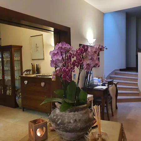 Landhuis Elis' House